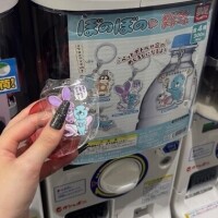 ゆりは