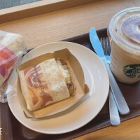 かやの
