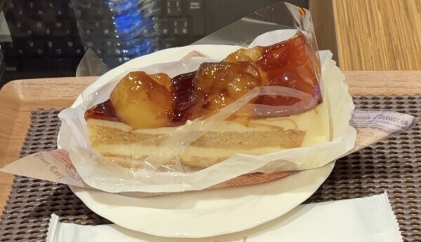 無料サービスのケーキ☺️