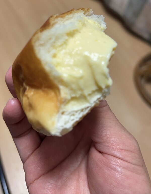 要冷蔵のクリームパン☺️