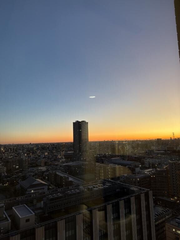 毎日、早朝に起こされの朝焼け