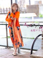 Hカップの爆乳！ホンワカ～マダム！