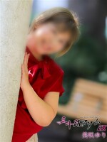 上品な奥様ほど、心の奥が熱くなる。美咲ゆり、沼落ち確定。