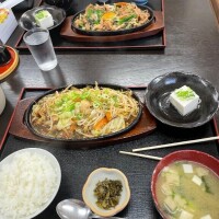 ホルモン炒め定食