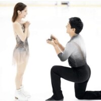 婚約発表