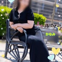 石塚佳奈美