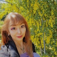 お花は