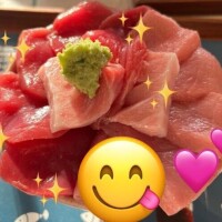 美味しいものを食べ