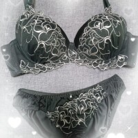 秋色の下着(^-^)