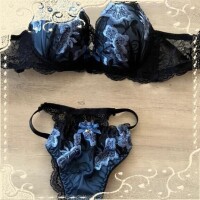 明日はこれ着ます