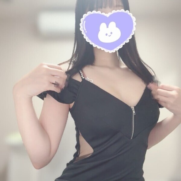 ﾌﾞﾗｯｸﾄﾞﾚｽでお出迎え🐦‍⬛🖤