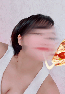 この！長めの！👅