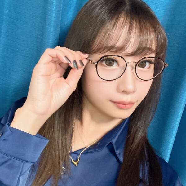 メガネ版おとね〜❣️