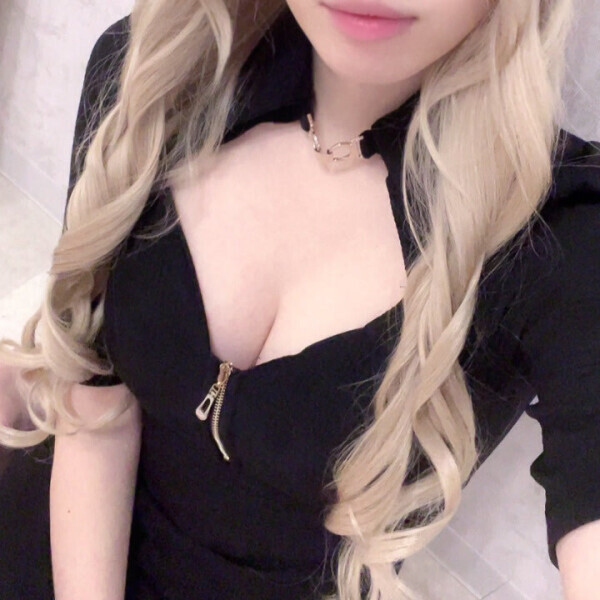 本日8時から居ます🙋‍♀️♥️＆シフト表