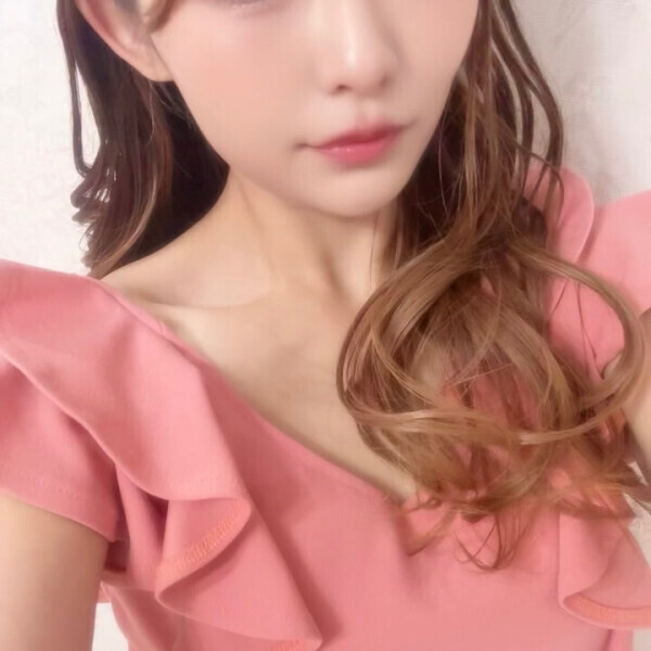 明日10:00〜出勤❣️まだ空いてるよ🫶🏻