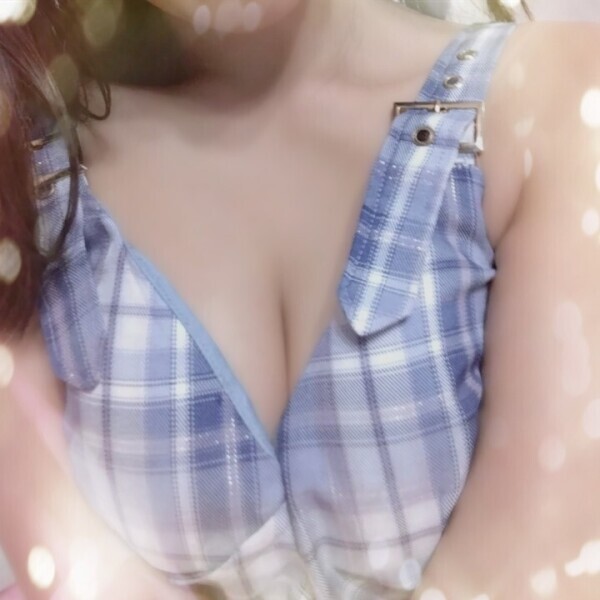 色々聞いちゃいそう…👓