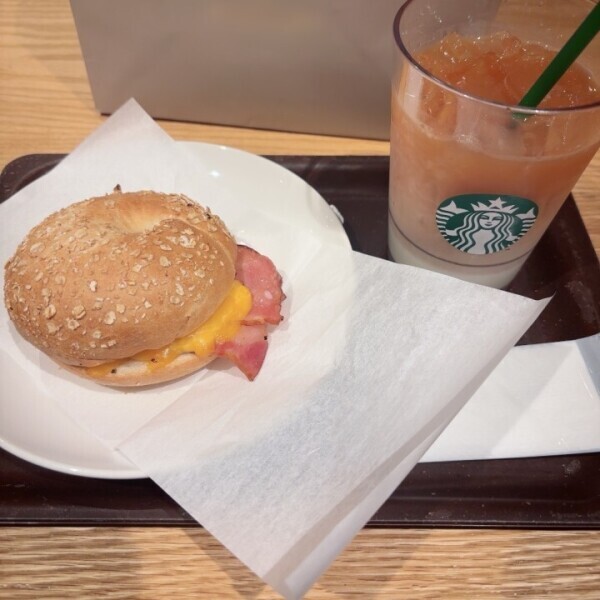 おはよう〜☕️