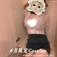 なで