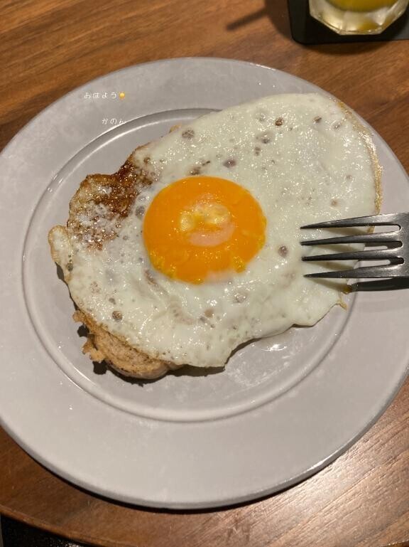 朝は目玉焼き？