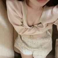 小鳥遊なこ