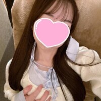 小鳥遊なこ