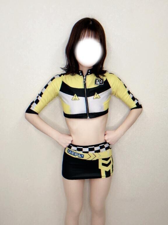 ハイヒールで踏みつけ👠💫