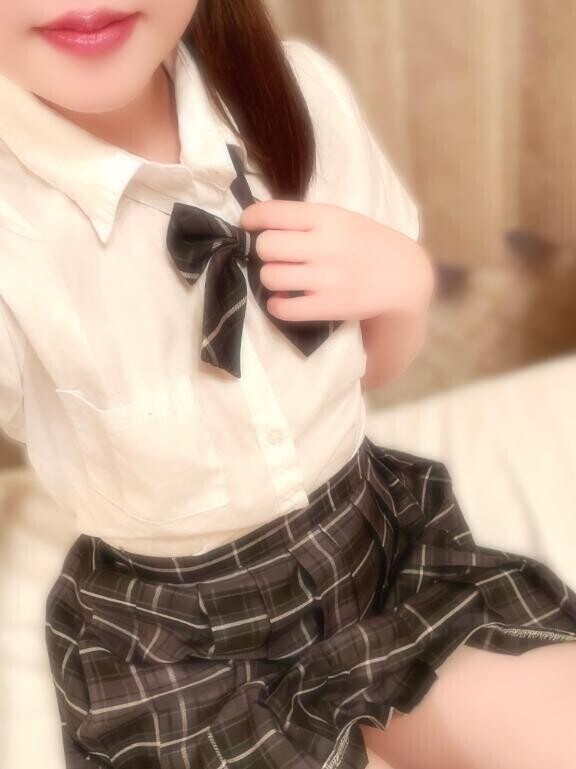 本日12:00～19:30出勤です🐰