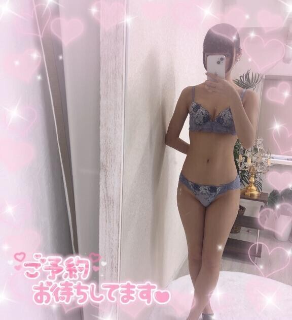 明日いるよー😽