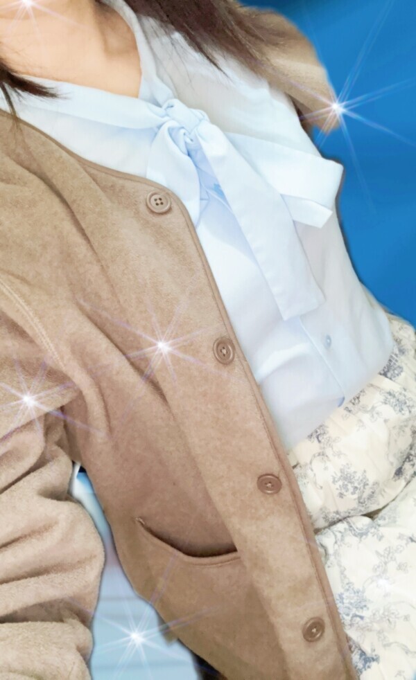 恐れ入ります、こういう者です♪