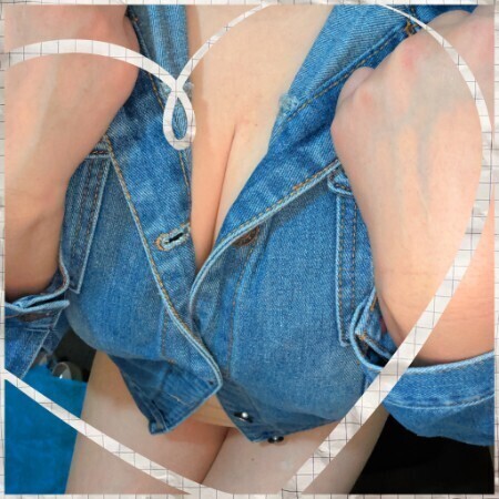 ちえみです　出勤しました(_ _)