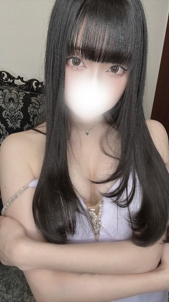 つい手が…