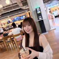 にこ
