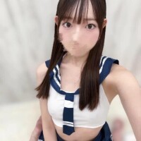 ももな