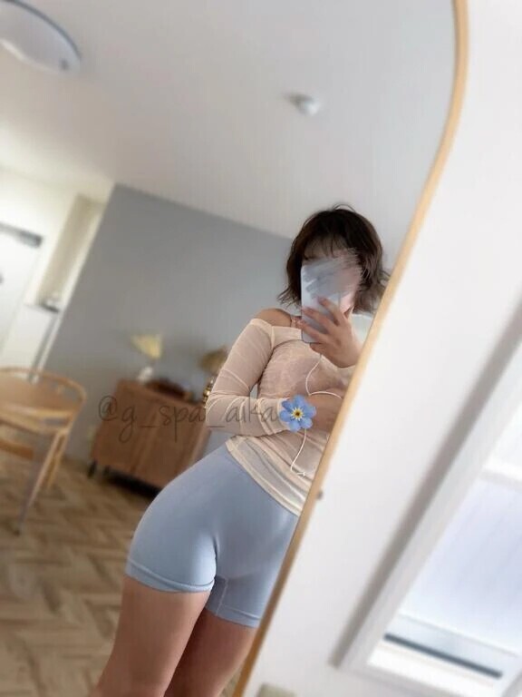 お尻ばっかり見てる