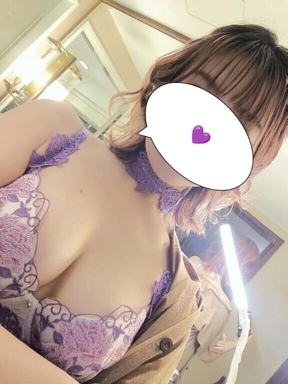 🈳🧏🏻‍♀️💕