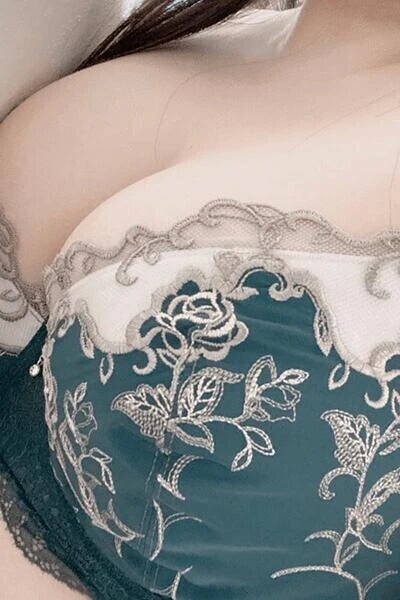 密室で二人きり……私の熱に溺れてみない？🩵