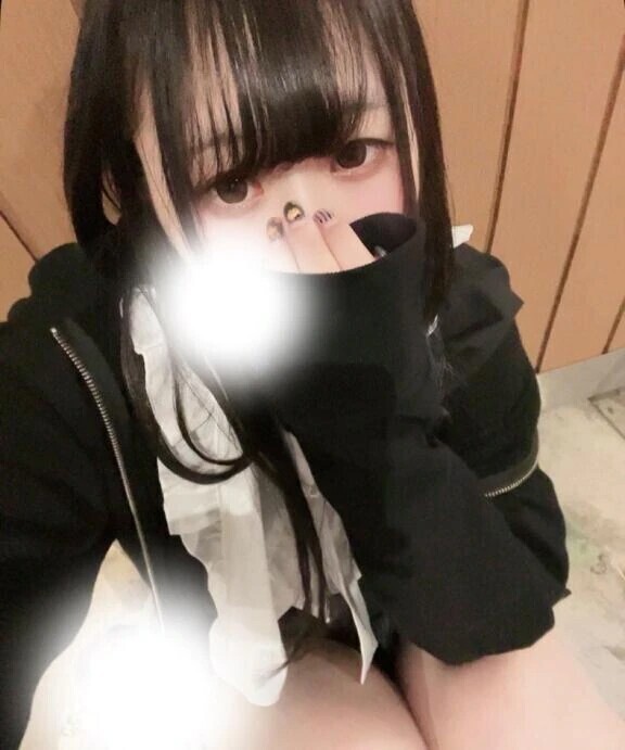 はじめまして( ,,._.,,)♡