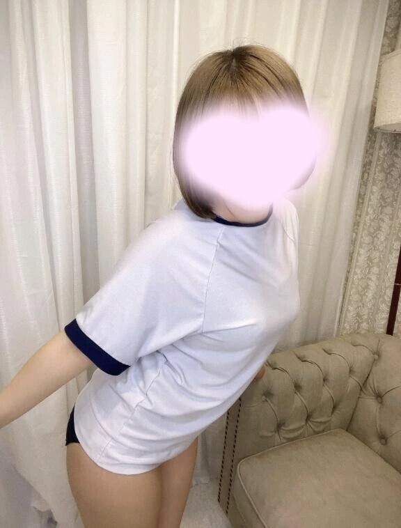 突き出た…？！