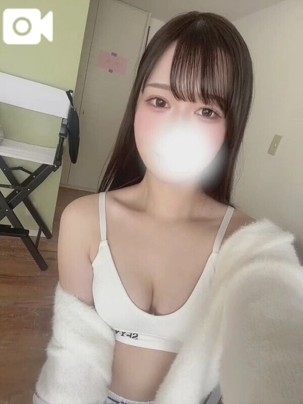 挟めるかな？💕