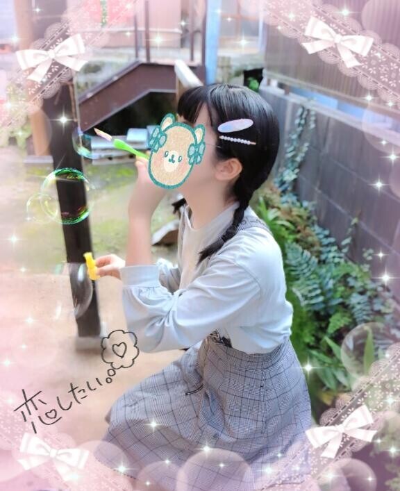 ピアノレッスン??～おさげ髪がよく似合う小さな教え子?の、あどけない笑顔と膨らみ始めた幼い蕾?の誘惑に耐え切れず、思わず○○○してしまった“あの日”（バロン 211号室のJ様?）