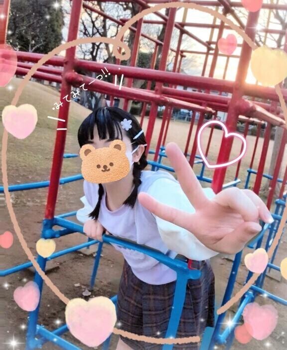 再婚相手の連れ娘（ムスメ）がどストライクッ??～ツインテールが可愛い“こなつちゃん”は、ピカピカ??の〇学〇年生??義父になったばかりの僕に「パパ?」と懐いてくれる“いいコ?”だったので、「もっと“仲良し??”になれる秘密のおまじない」と称して、思わず○○○○咥えさせたった