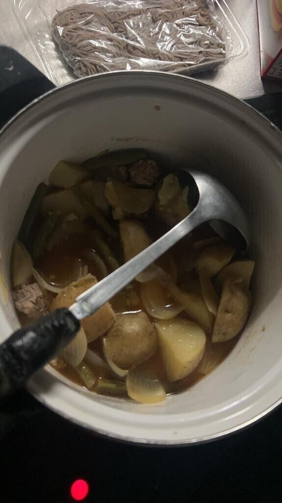 今日は肉じゃがをつくりました