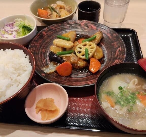 夕食??あおい