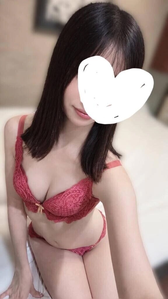 10月15日(木)10:00〜18:00 出勤です🌿