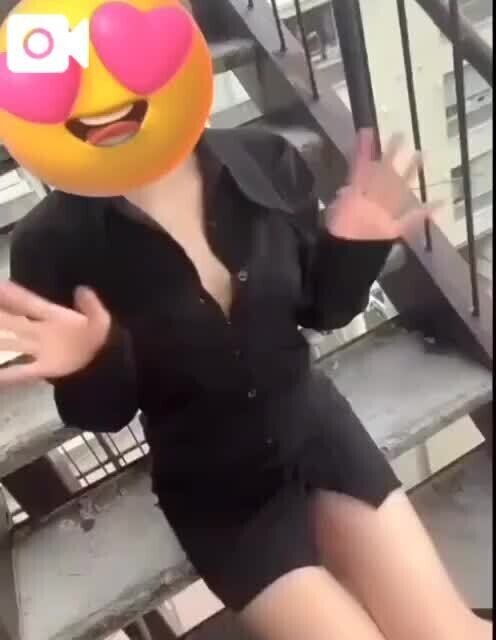 外でも見せちゃう？？