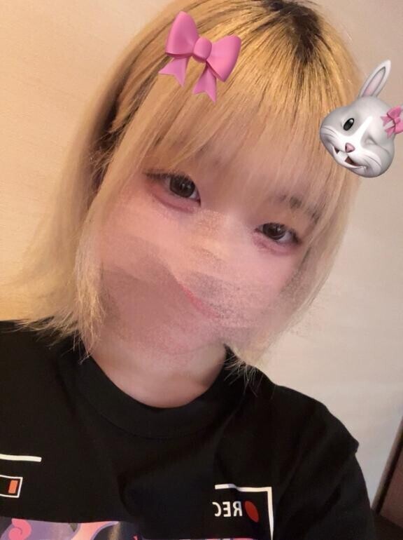 明日10時〜18時💟