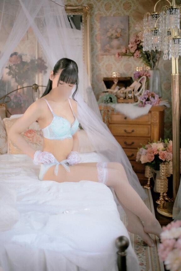紐パンの紐って