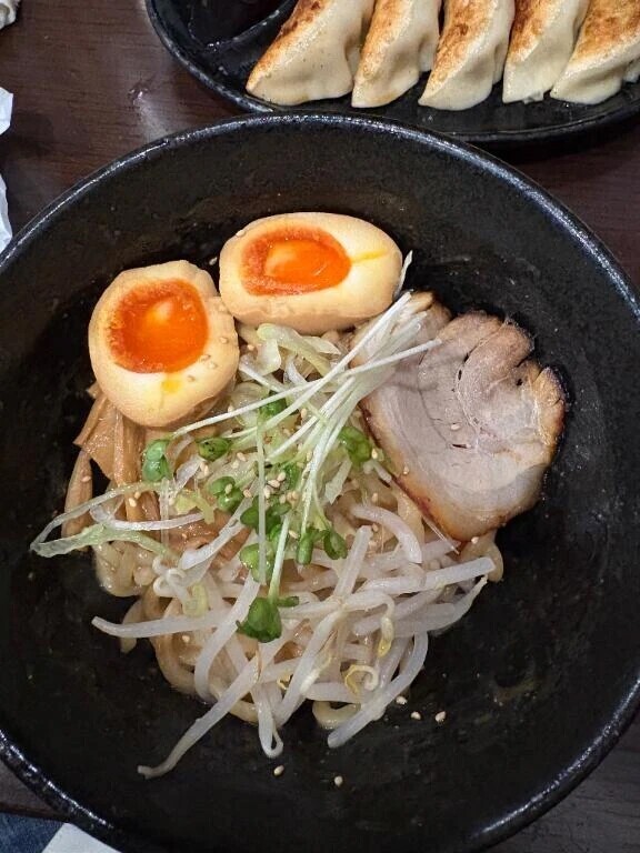 美味しいものは幸せになる。笑