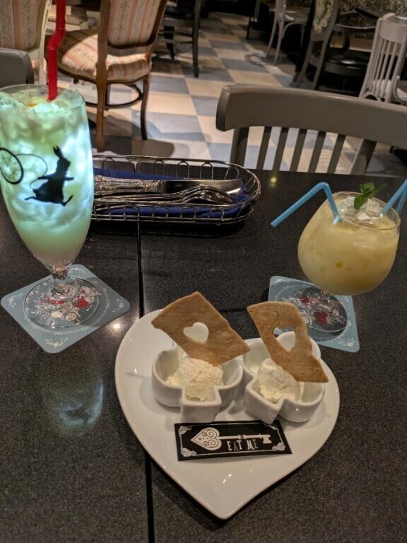 Eat　Me‥？？