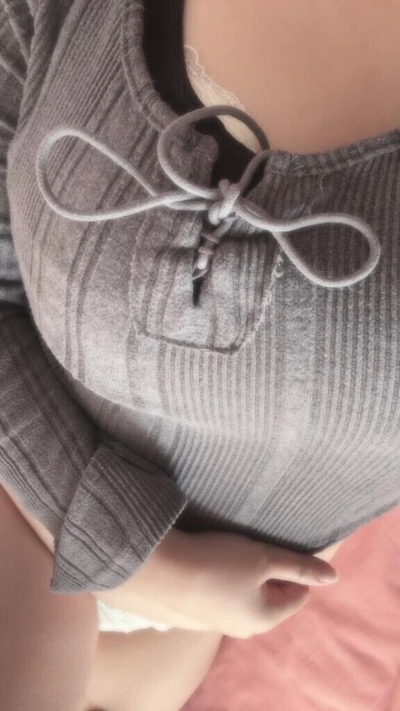 ベッドでゴロゴロ🛌